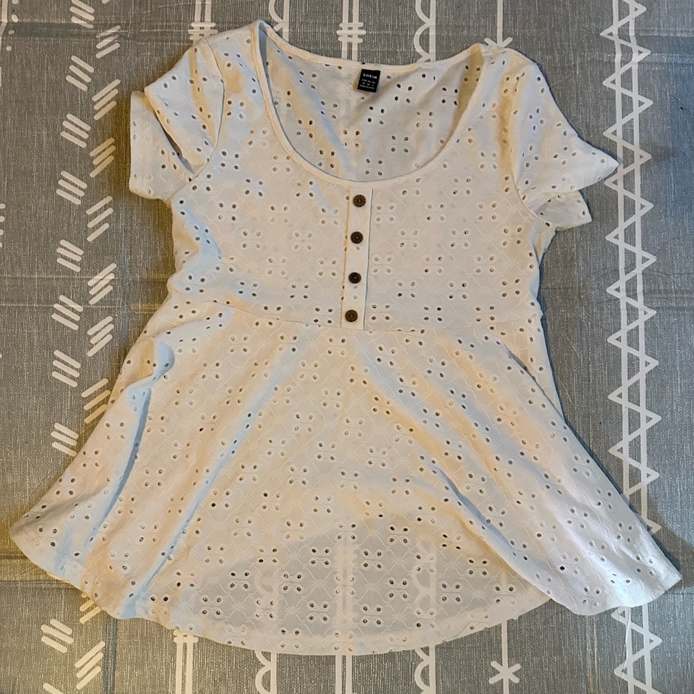 SHEIN Maternity Front Button Front Schiffy Peplum Tee